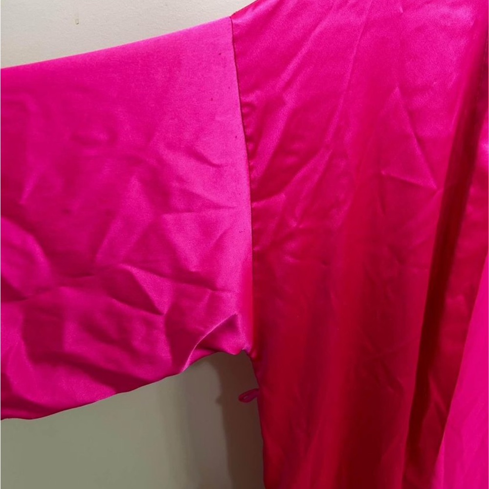 Victoria Secret Robe - Picture 3 of 4